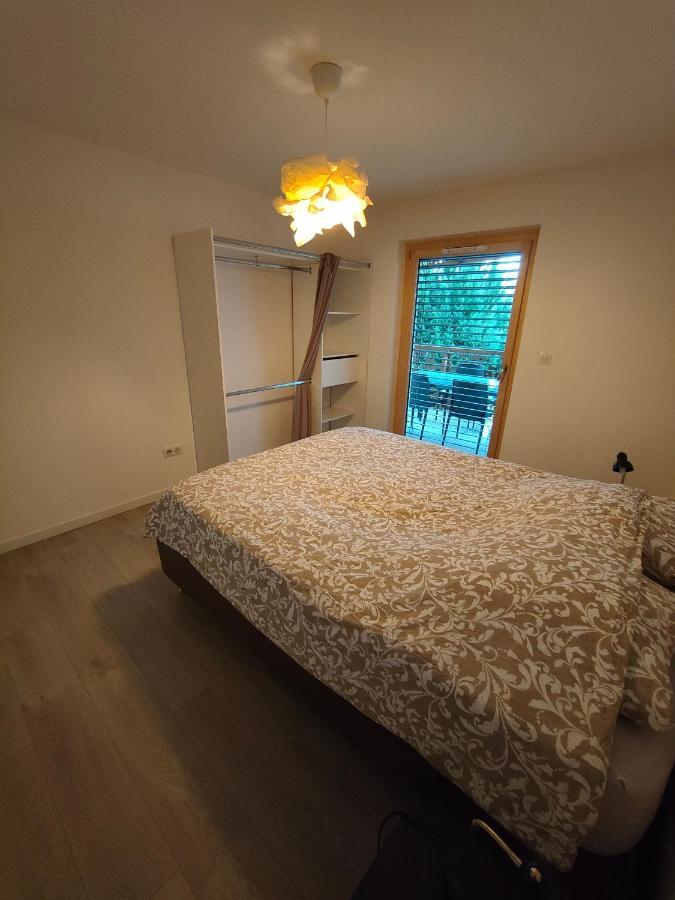 Appartement Moderne Tout Equipe Saint-Louis  Exterior foto